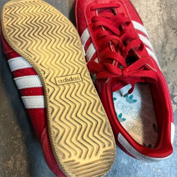 Adidas Tokyo Sneakers! Cute & Trendy! - Picture 3 of 4